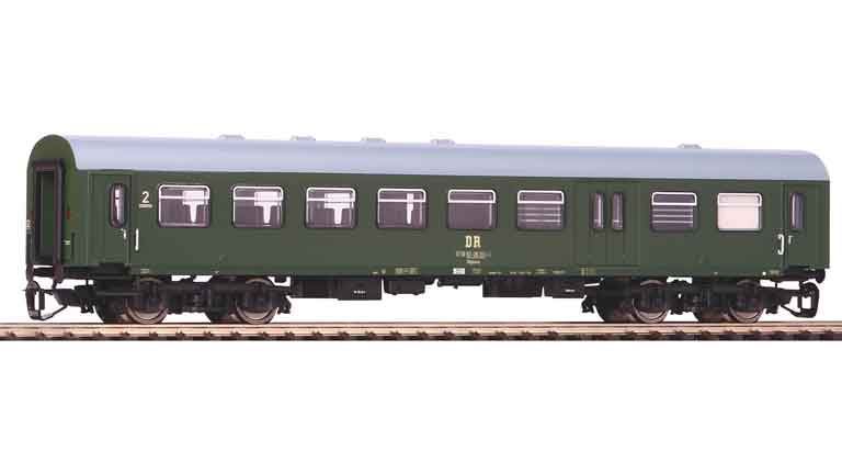 PIKO 47611 Пассажирский вагон 2 кл. с багажным отделением, TT, IV, DR