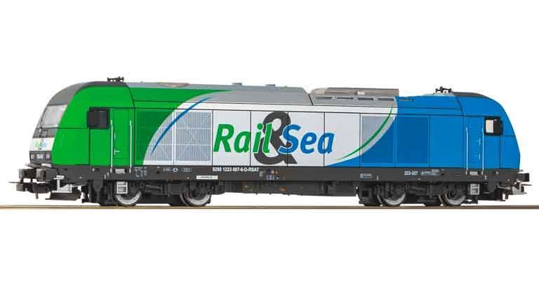 PIKO 57996 Тепловоз BR 223 «Rail & Sea» (DSS 8 пин), H0, VI, Rail & Sea